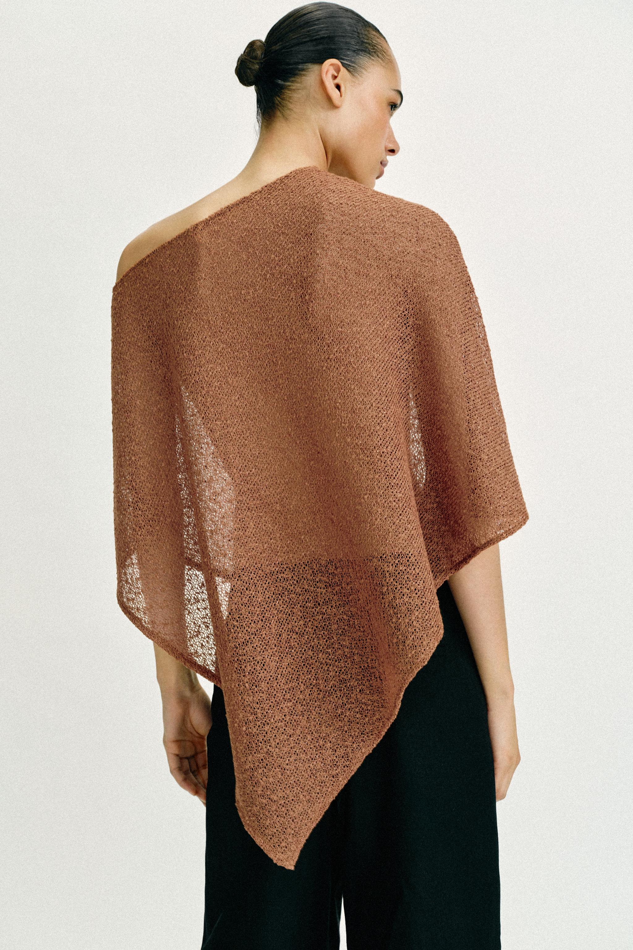 METALLIC THREAD ASYMMETRIC CAPE