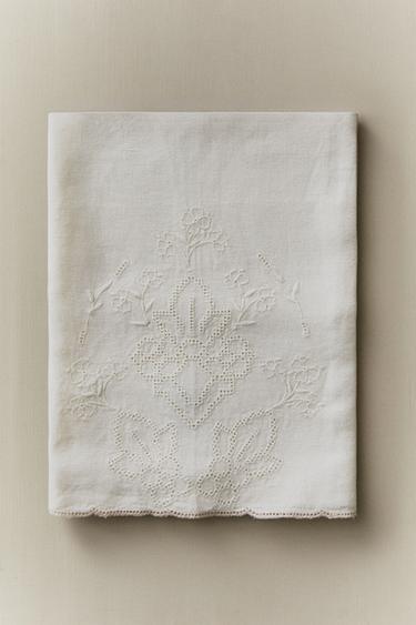 GENNEMSIGTIGT GARDIN I HØR MED BRODERI (PAKKE MED 2) - elfenben fra Zara