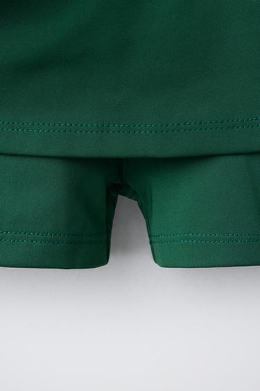JUPE À PLIS PLATS ET LISERÉS EN CONTRASTE - Vert moyen de Zara - Image 3