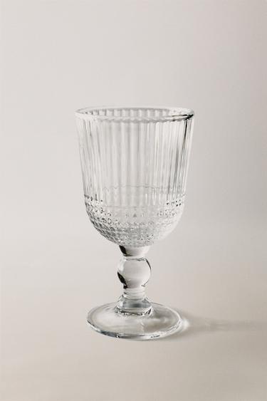 WINE GLASS WITH RAISED GEOMETRIC DESIGN - Transparent by Zara