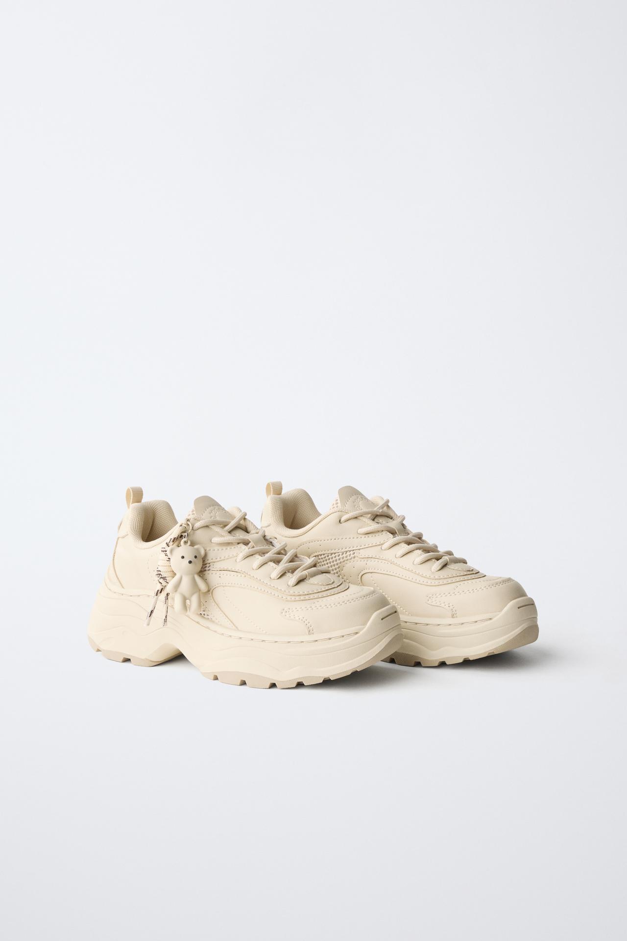 CHARM SNEAKERS — White