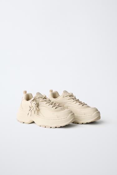 CHARM SNEAKERS — White 2