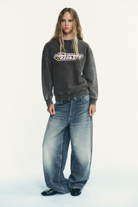 THE POWERPUFF GIRLS™ WASHED EFFECT SWEATSHIRT