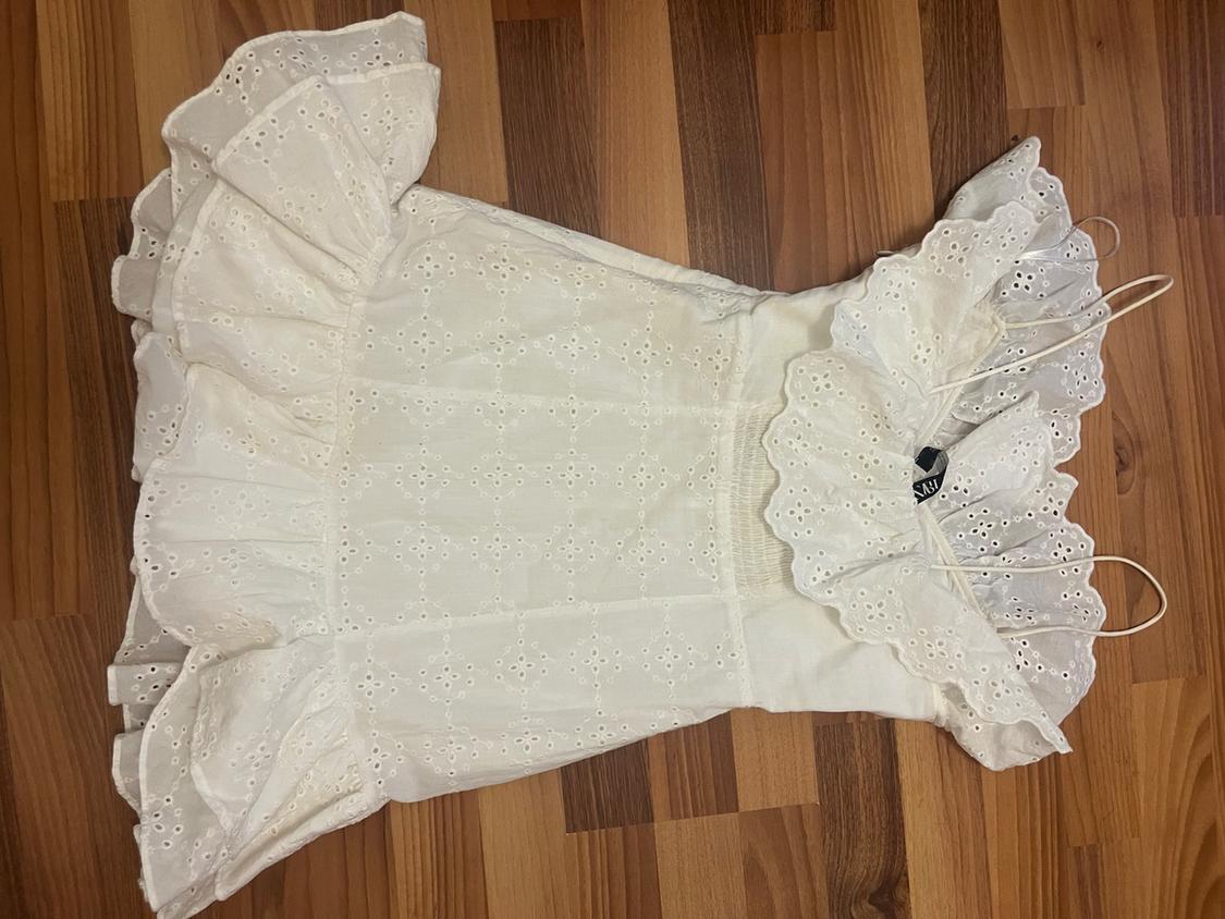 DRESS WITH CUTWORK EMBROIDERY - Image 5
