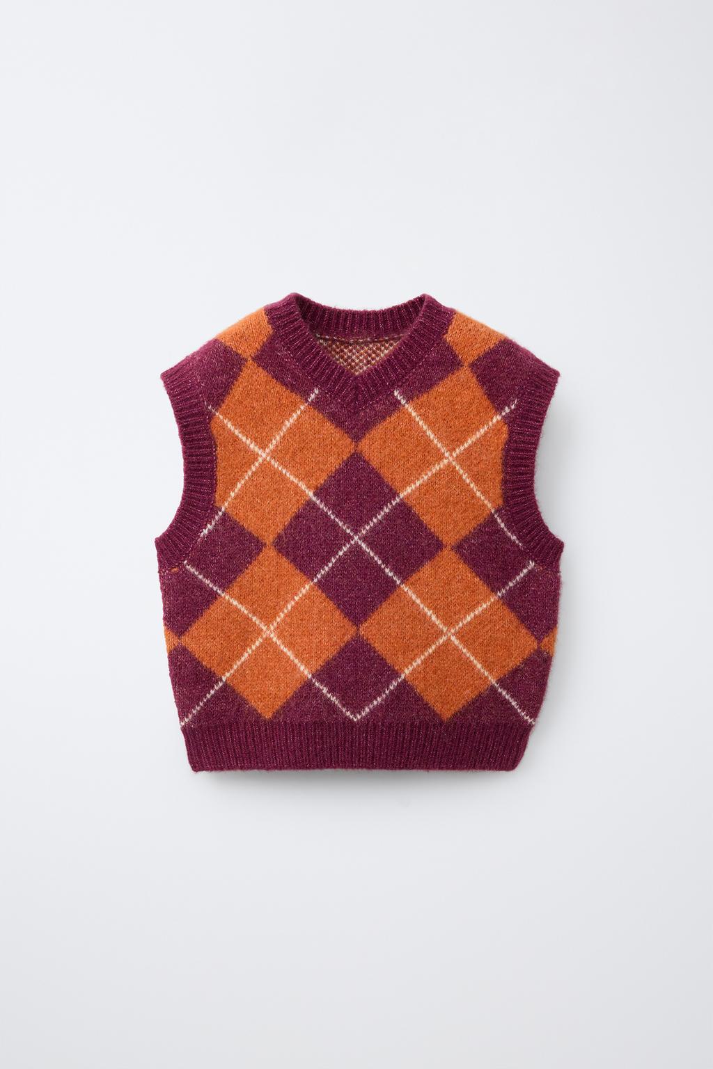 ARGYLE KNIT VEST