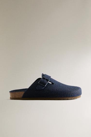 バックル フェルト ミュールマリンブルーZaraのバックル フェルト ミュール - マリンブルー 