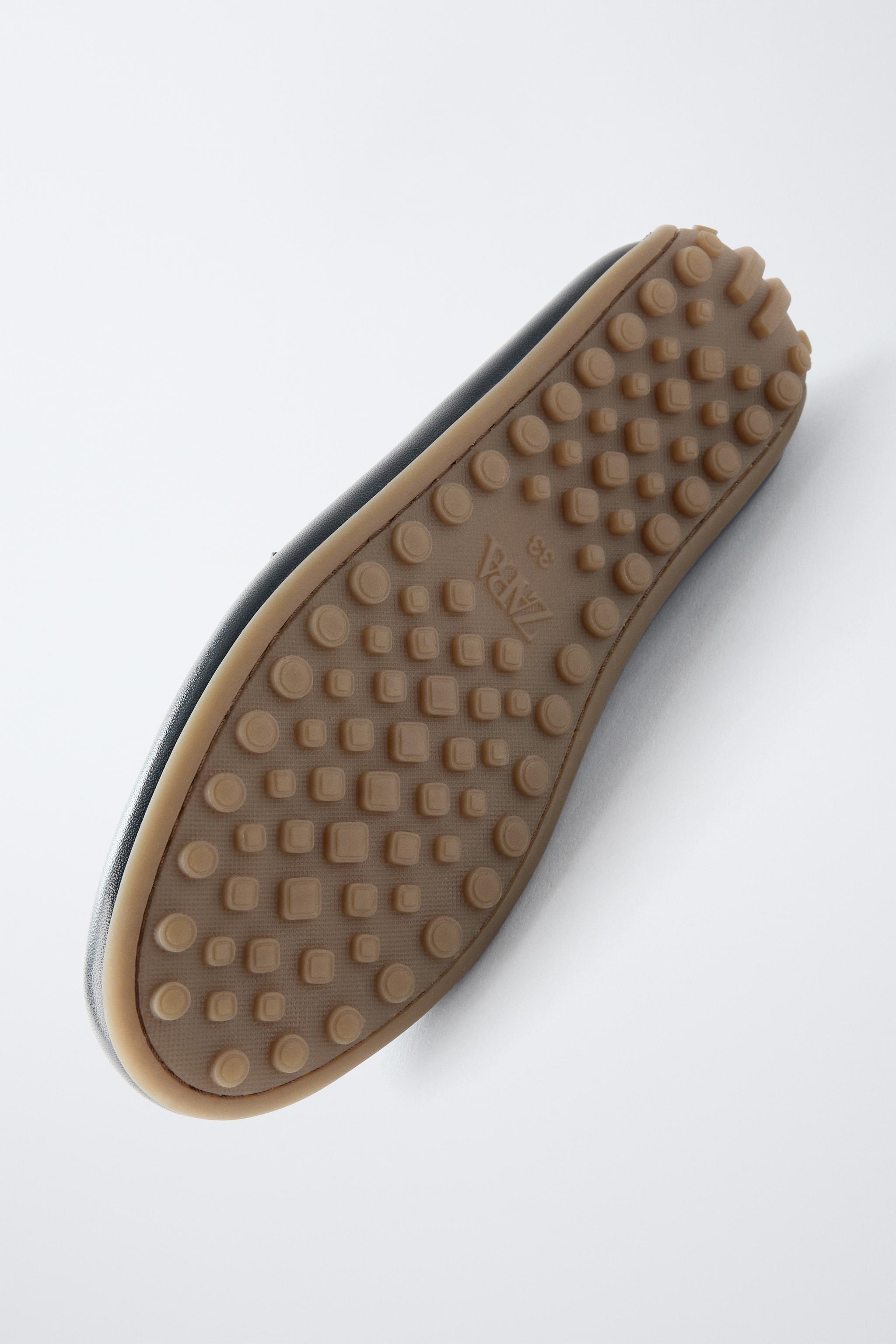 MOCASSINS EN CUIR