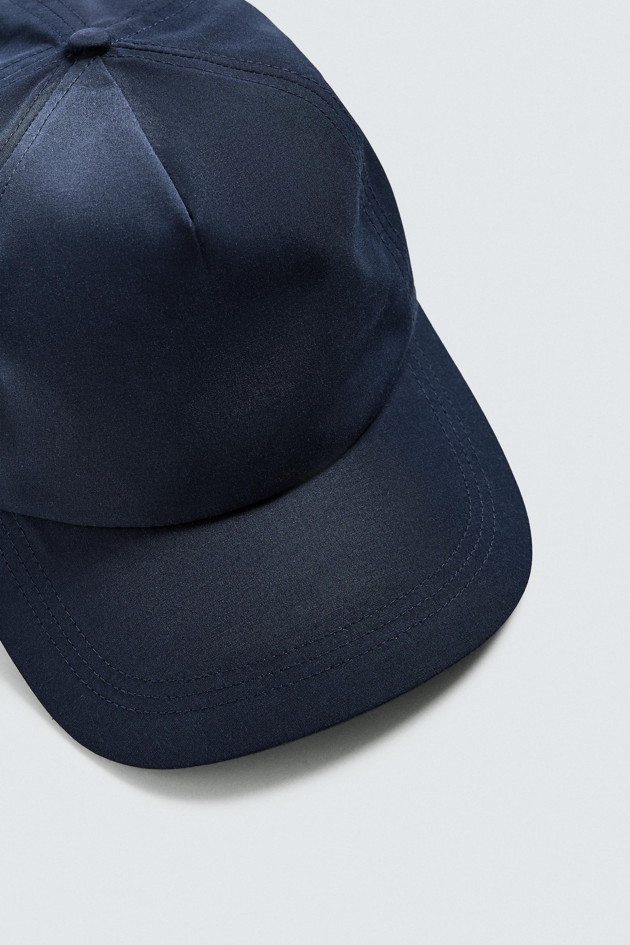 TECHNICAL CAP