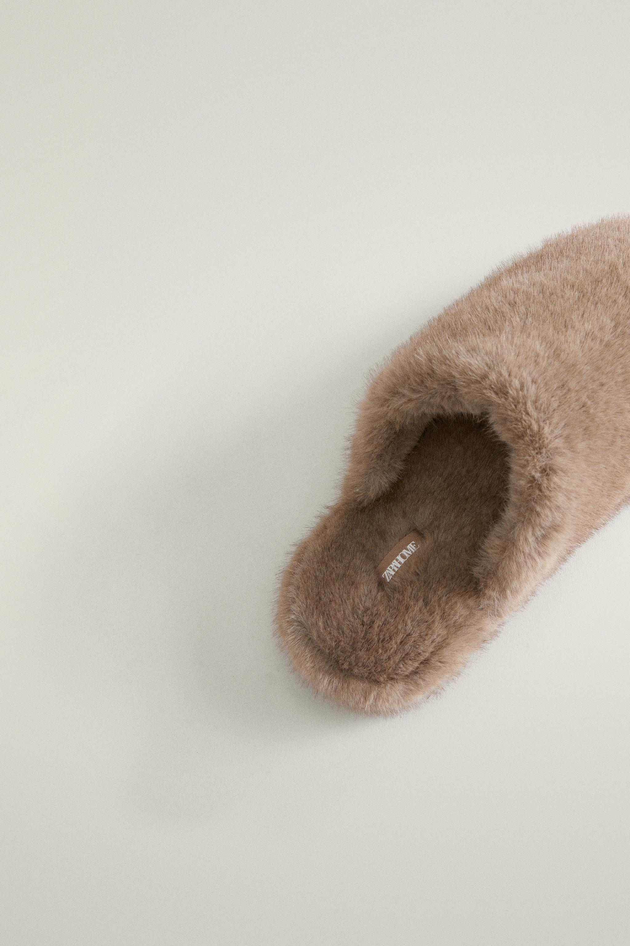 MULES EFFET IMITATION FOURRURE