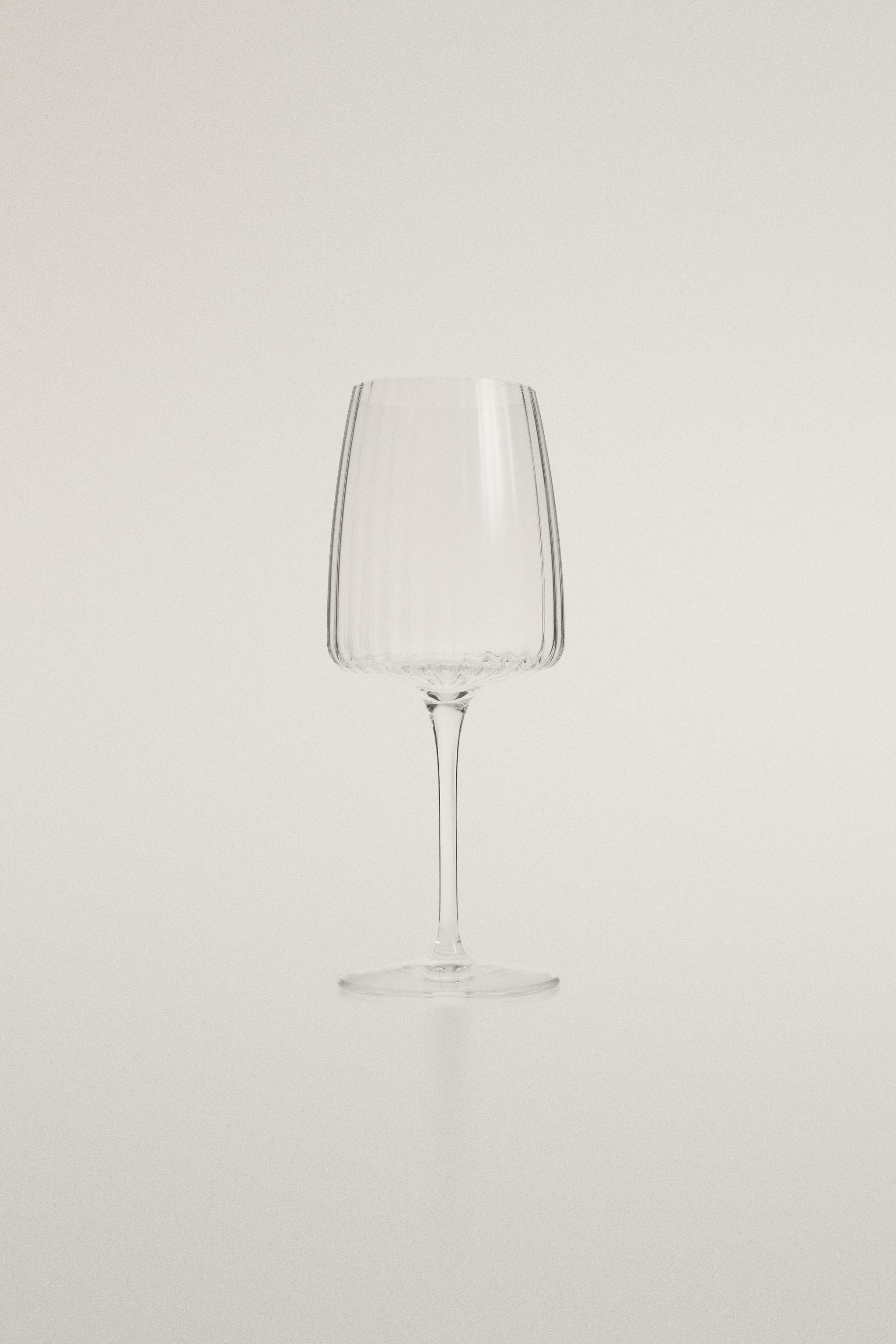 GLASS WITH LINES — Transparent
