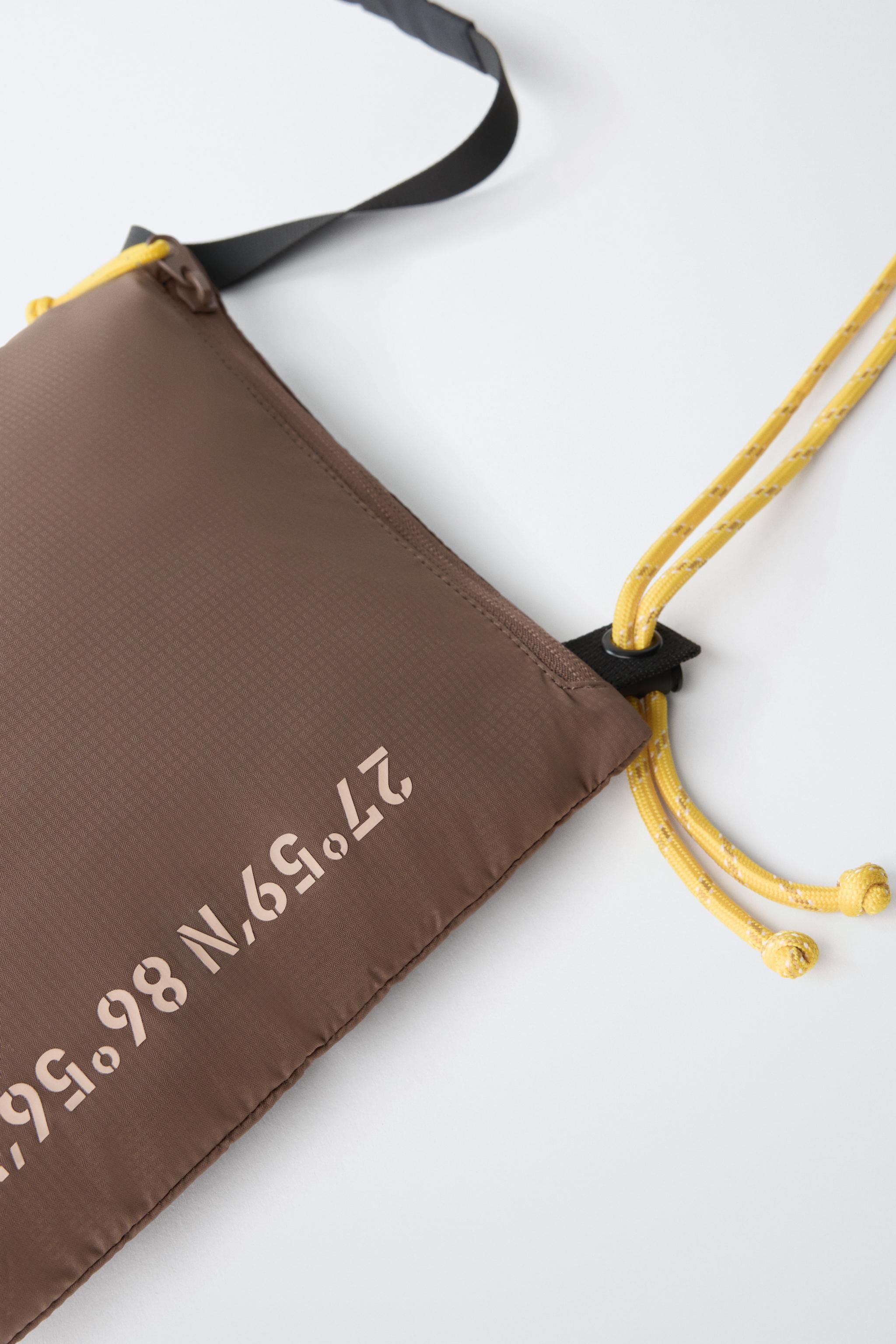 SPORTY CROSSBODY BAG