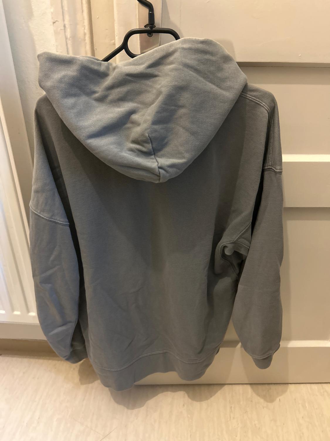 ESSENCE HOODIE - Image 3