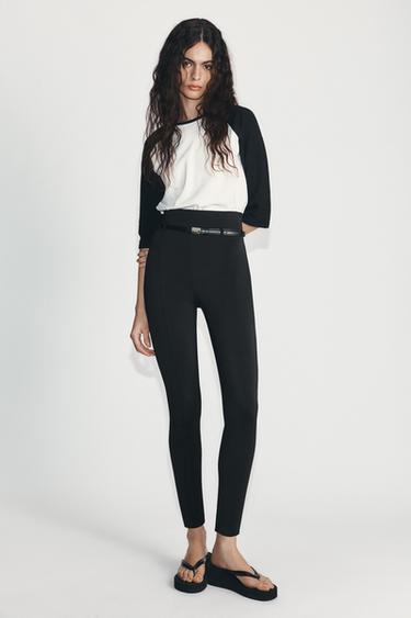 PANTALÓN LEGGING CINTURÓN - Negro de Zara