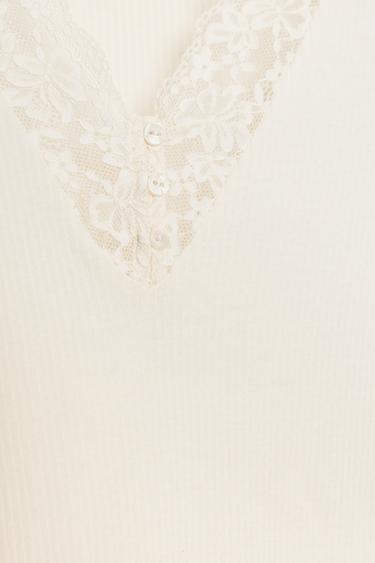 T-SHIRT CÔTELÉ DENTELLE - Blanc cassé de Zara - Image 7