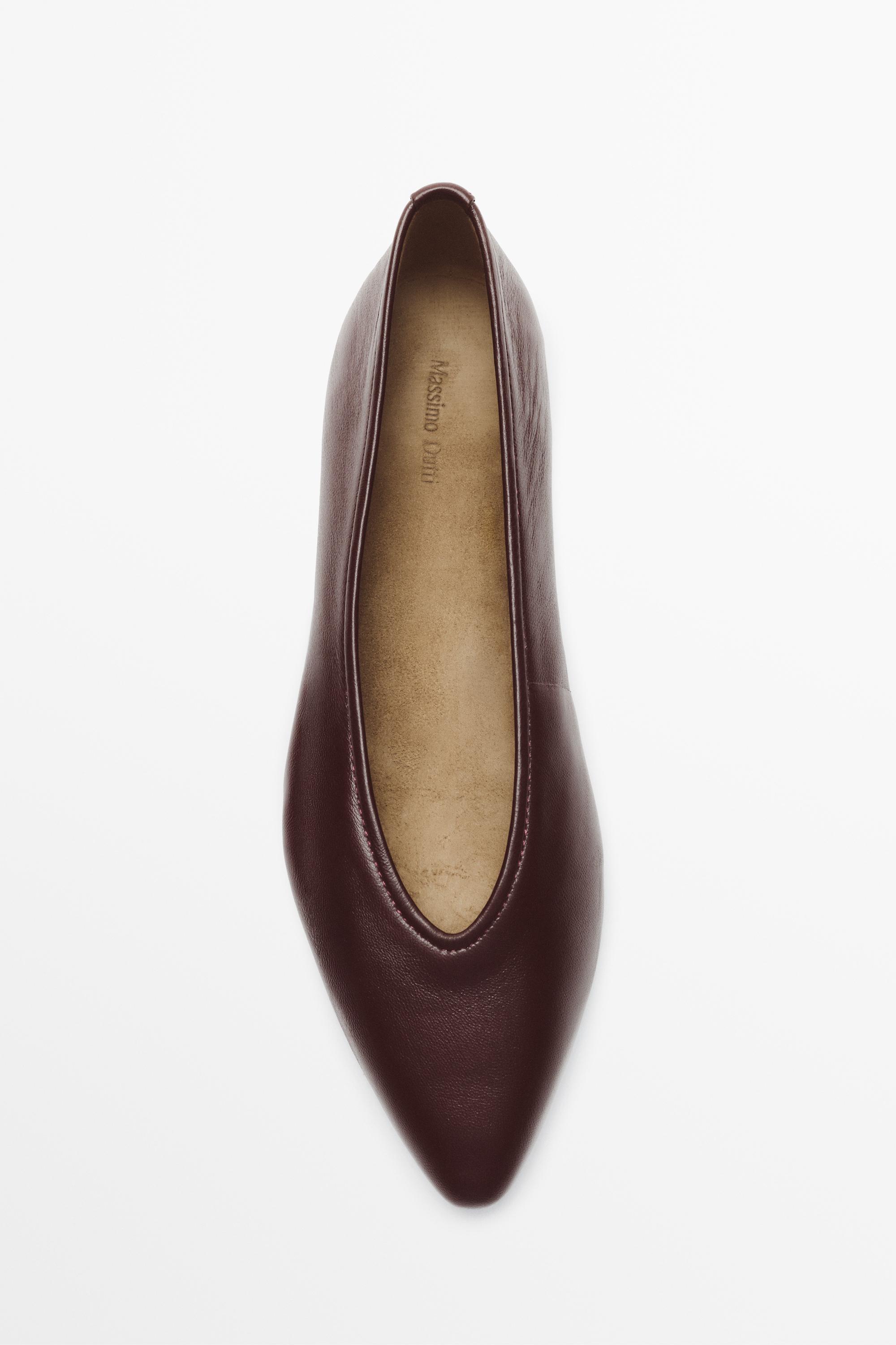 Soft leather pointed toe ballet flat