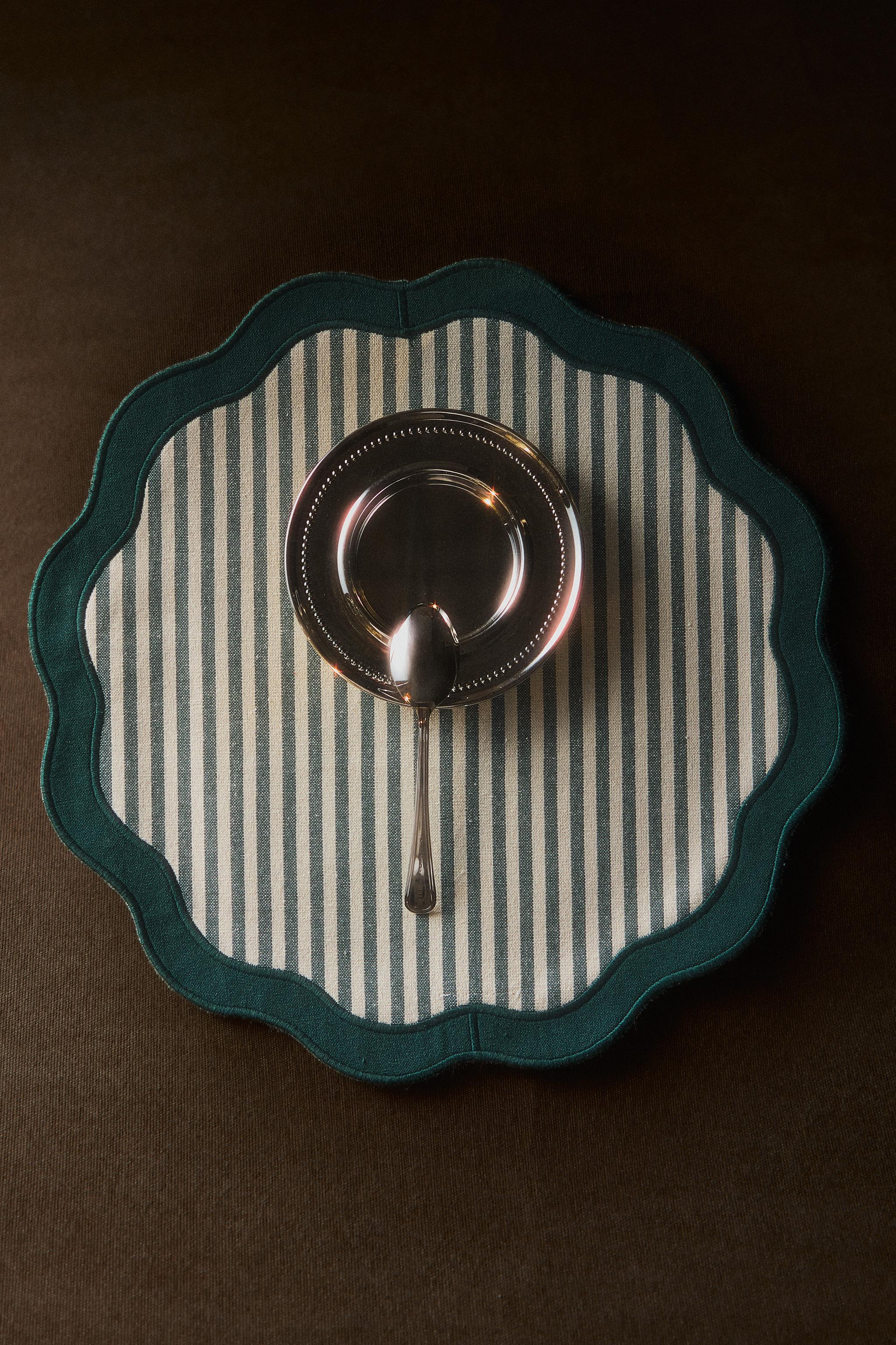 CHRISTMAS STRIPED PLACEMAT