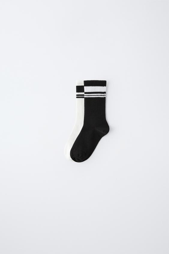 LOT DE DEUX PAIRES DE CHAUSSETTES À BANDES - Noir de Zara - Image 0