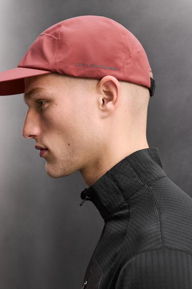 TECHNICAL SHELL CAP - Dark pink by Zara - Image 1