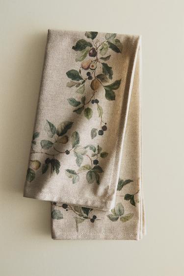 PACK OF FRUIT PRINT NAPKINS (PACK OF 2) - Greenish by Zara