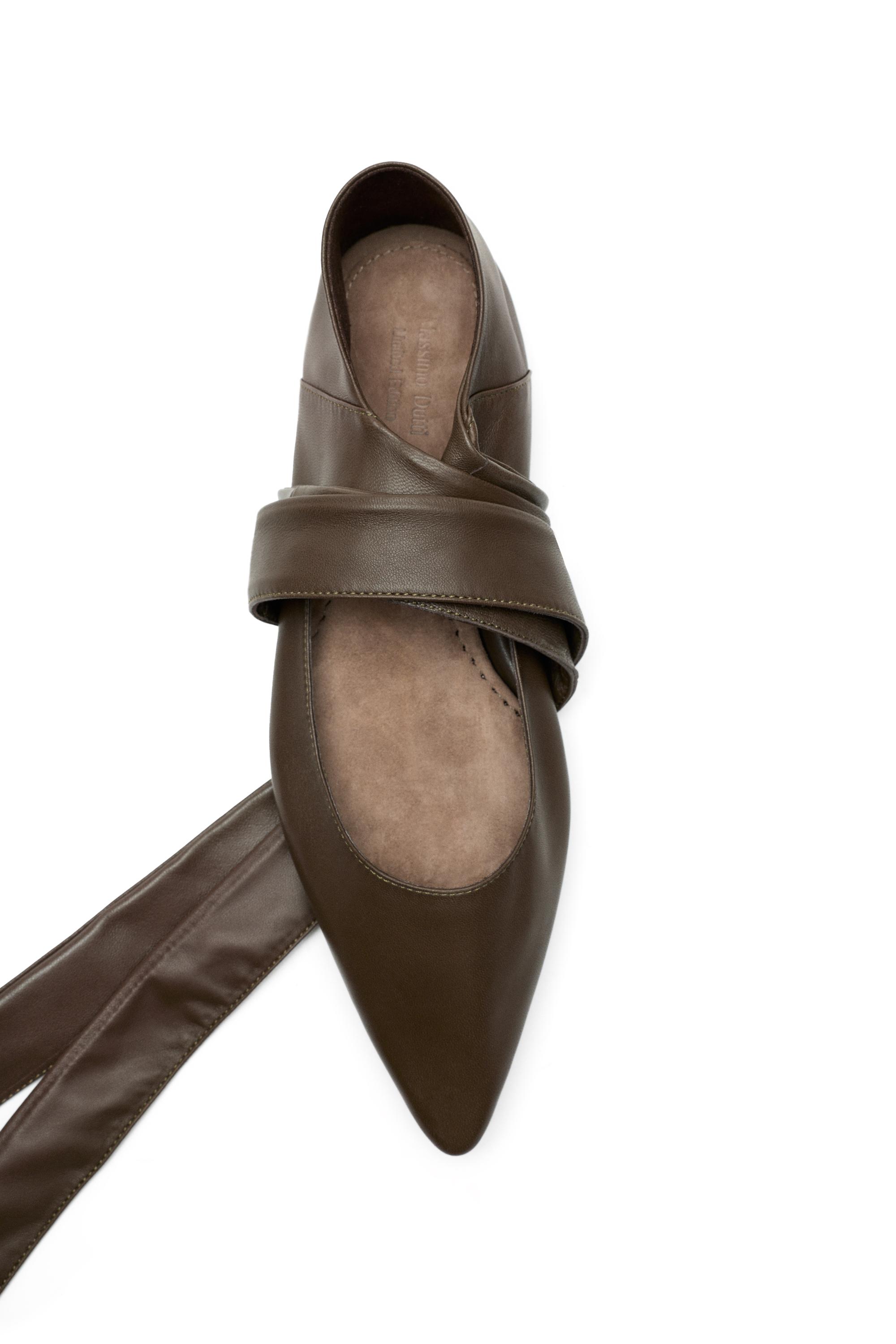 Leather lace-up ballet flat - LIMITED EDITION