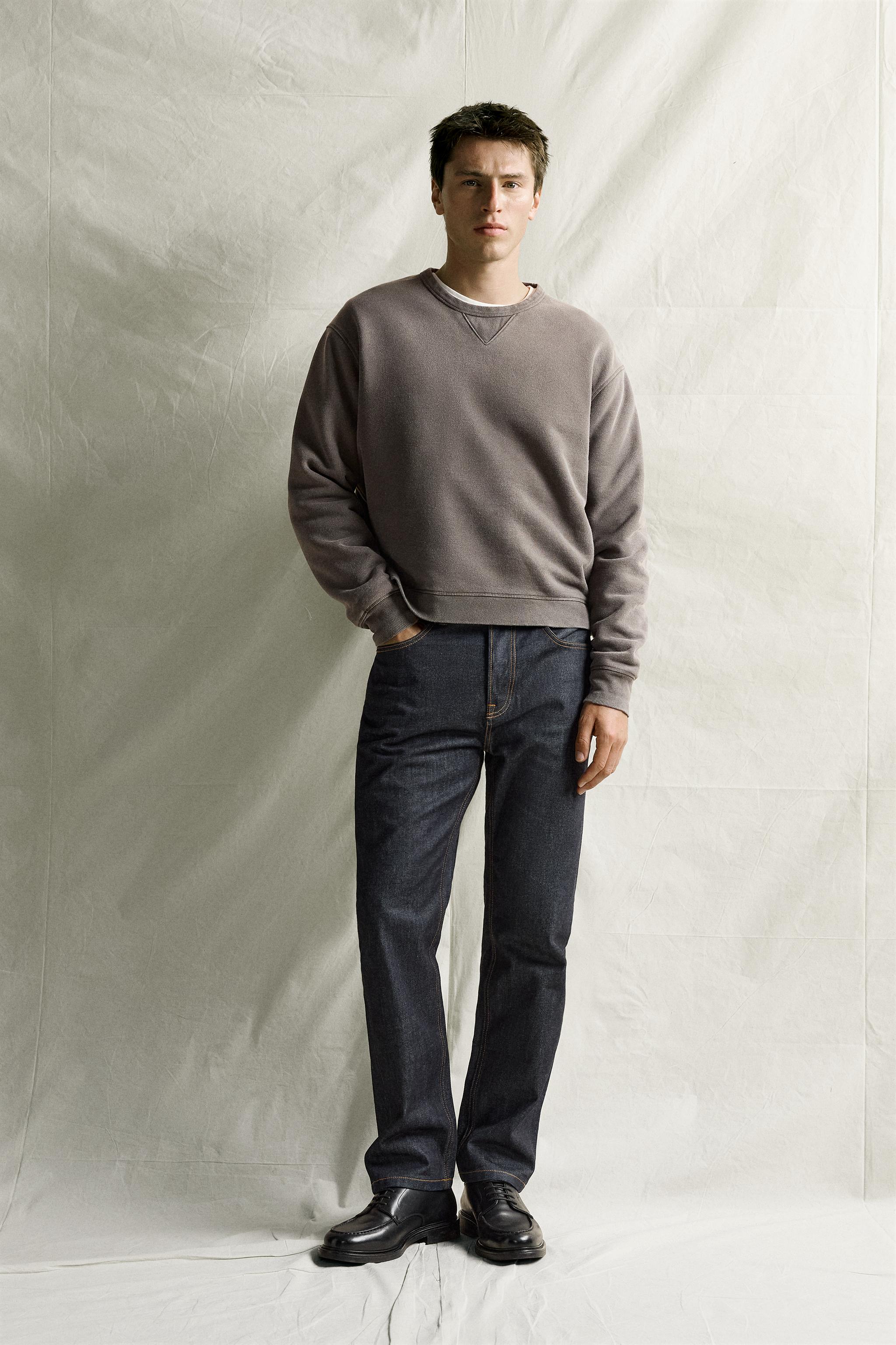 REGULAR FIT CREWNECK SWEATSHIRT