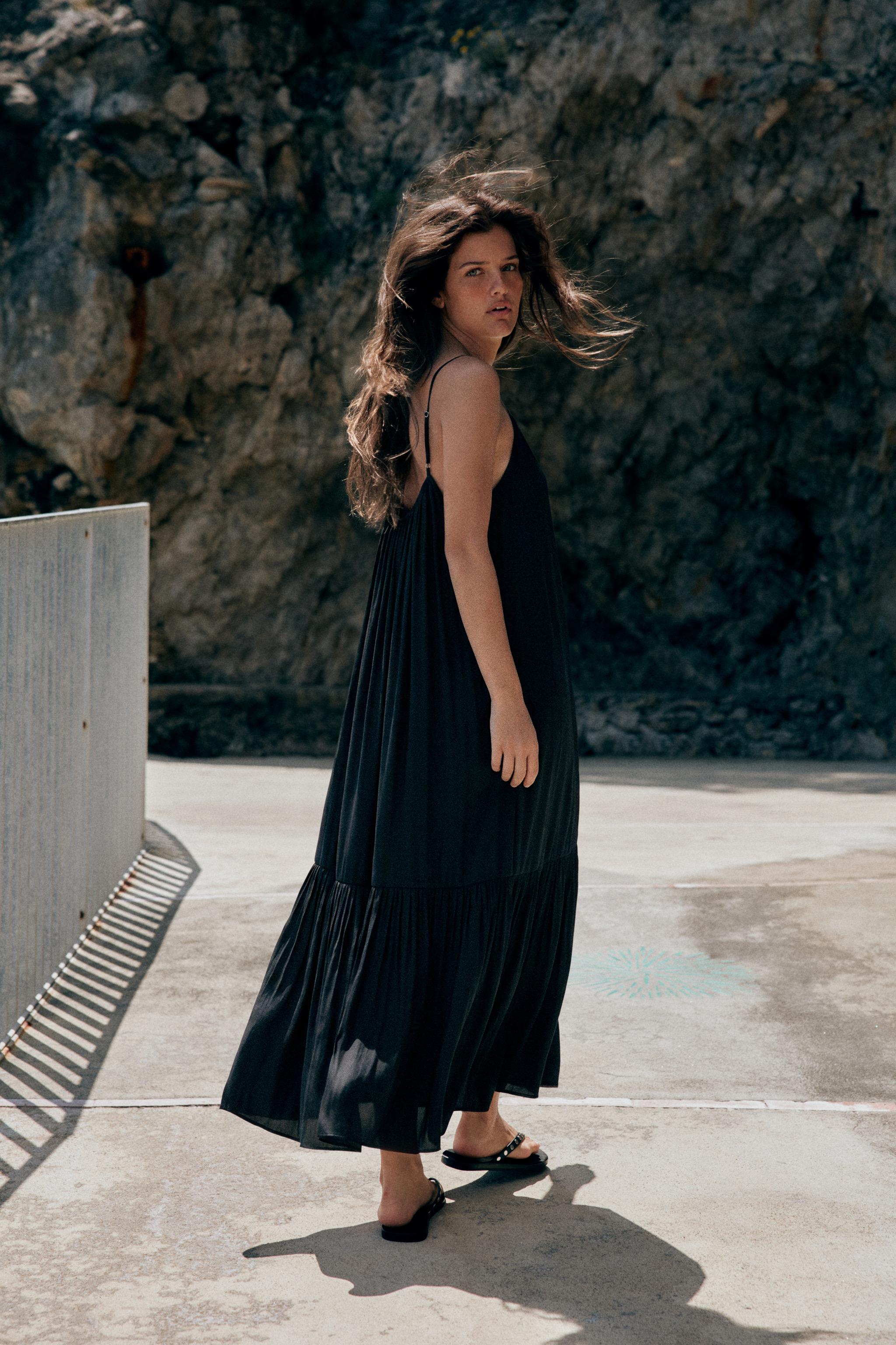 Женские платья Zara FLOWY RUFFLED MIDI DRESS
