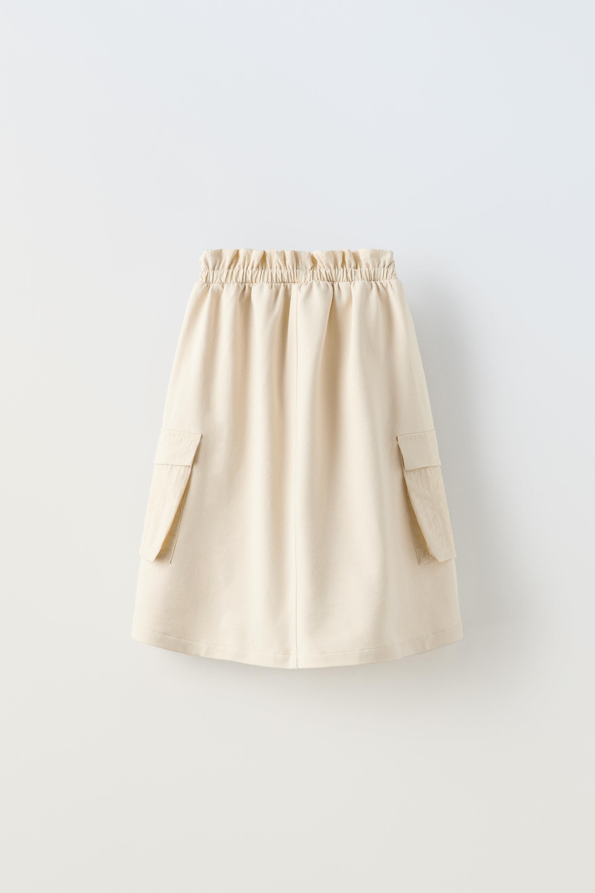 Linen cargo clearance skirt