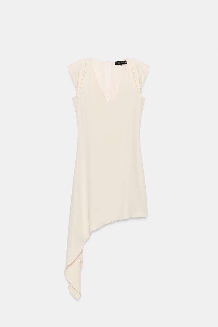 Vestido corto asimétrico con hombreras 5