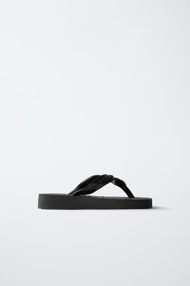 HAVAIANAS ® x ZARA SANDALS - Black by Zara