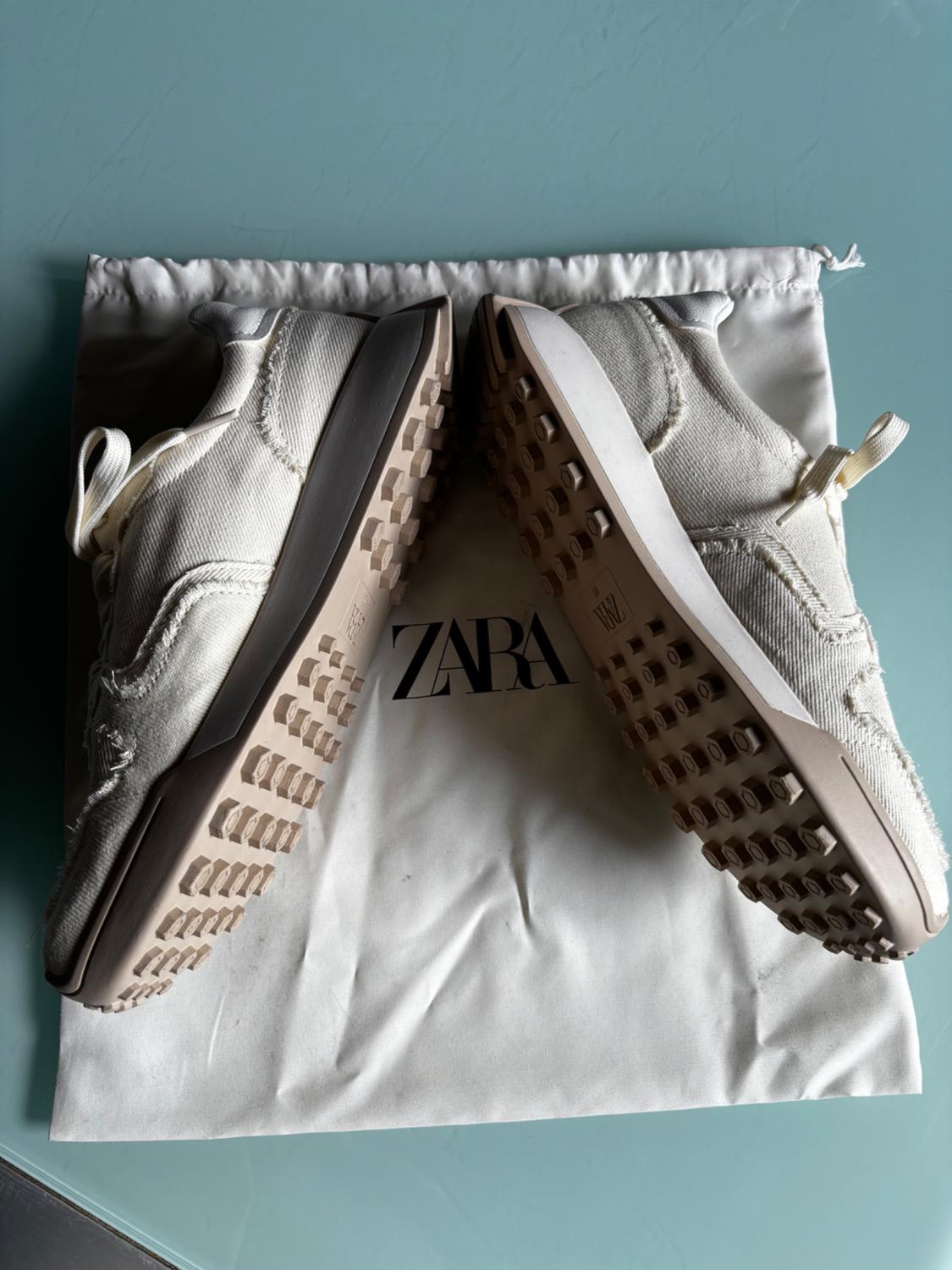 FABRIC RUNNING TRAINERS - Image 6