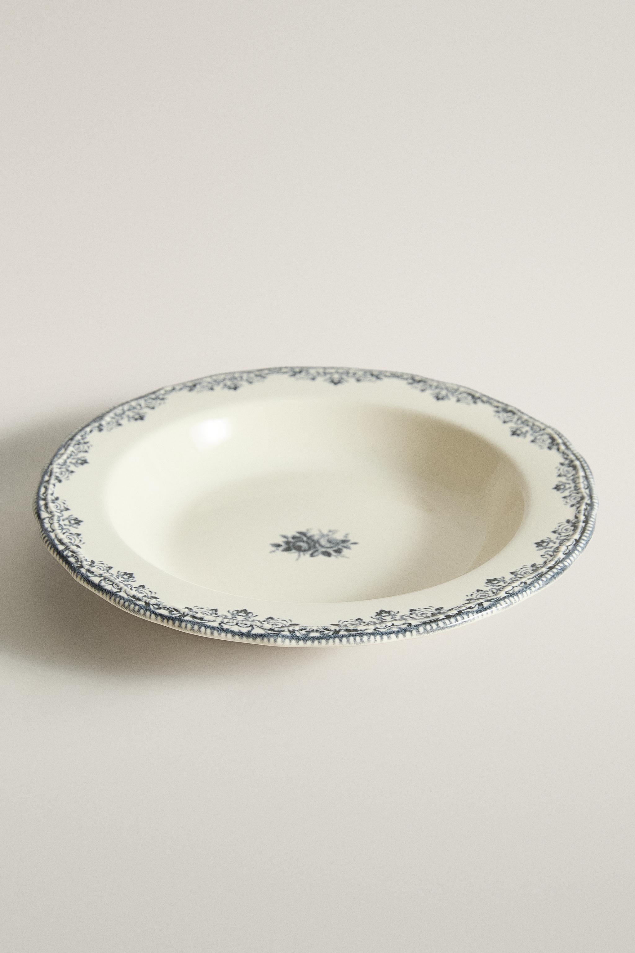 ASSIETTE CREUSE À MOTIF PLACÉ