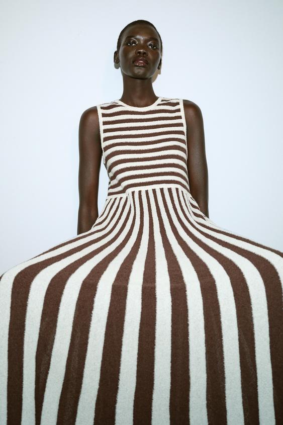 zara cream pleated dress ZARA NEW SS25 Pleated Dress With Black Belt Ecru Cream White Gold 4387/021_XS