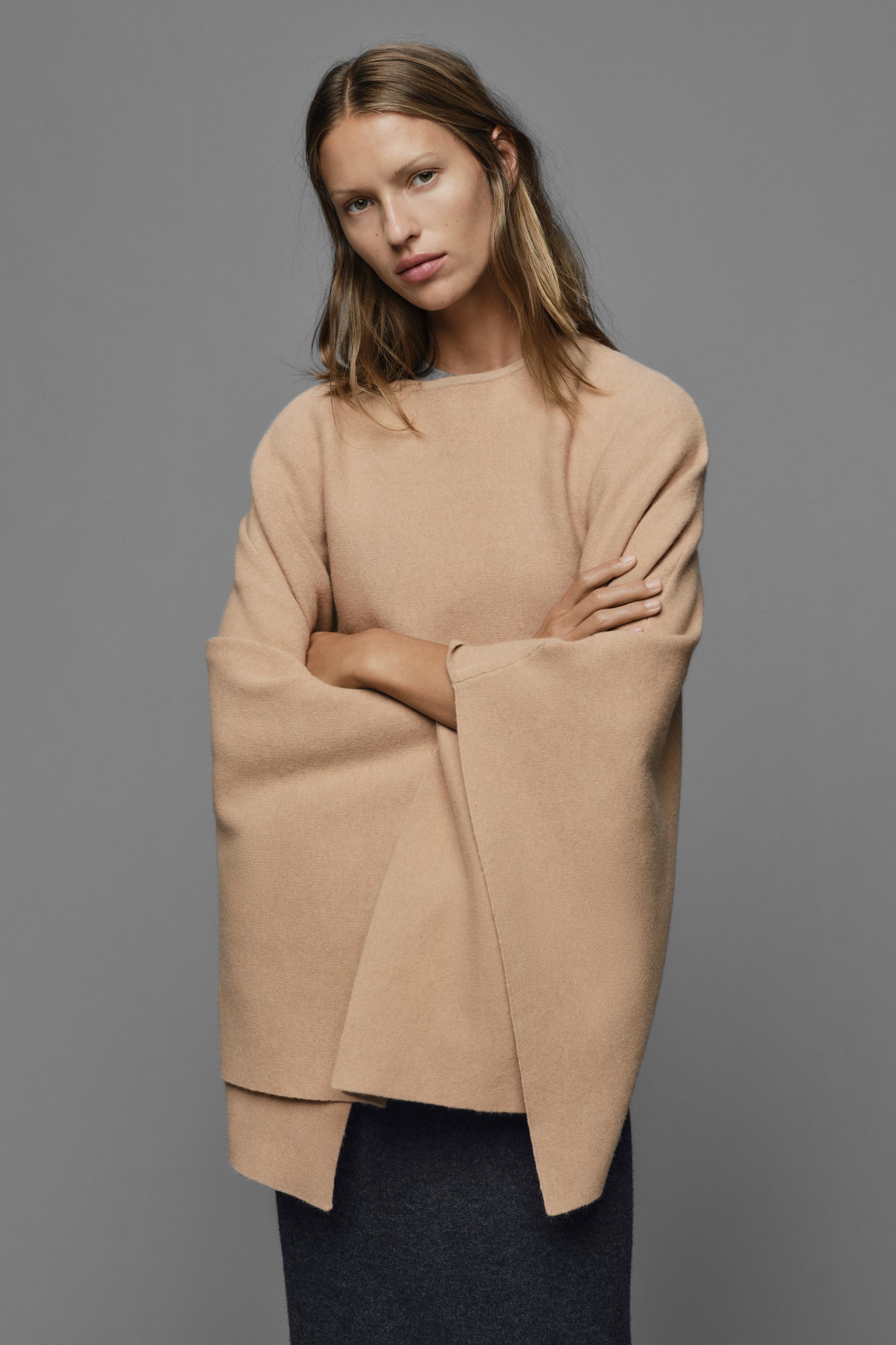 CAPE EN MAILLE UNIE
