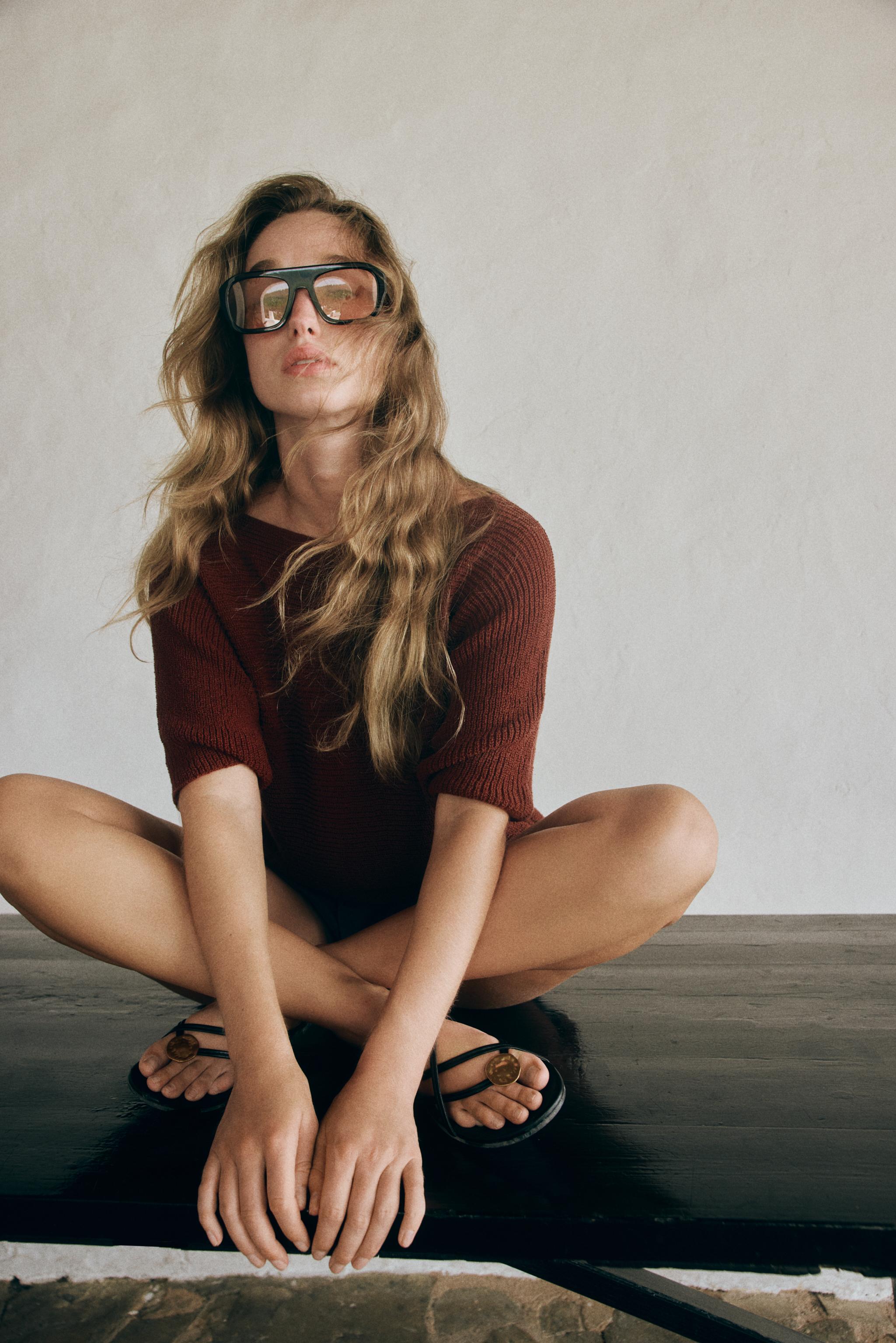 TOP ASYMÉTRIQUE EN MAILLE