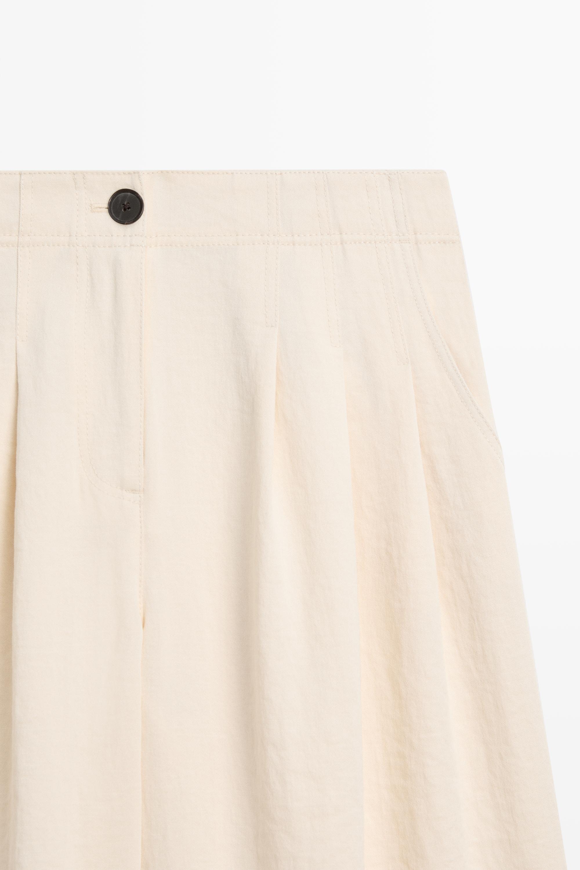 Wide-leg cropped pants