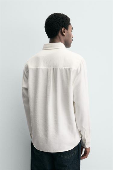 CAMISA FLUIDA ESTRUCTURA - Blanco de Zara
