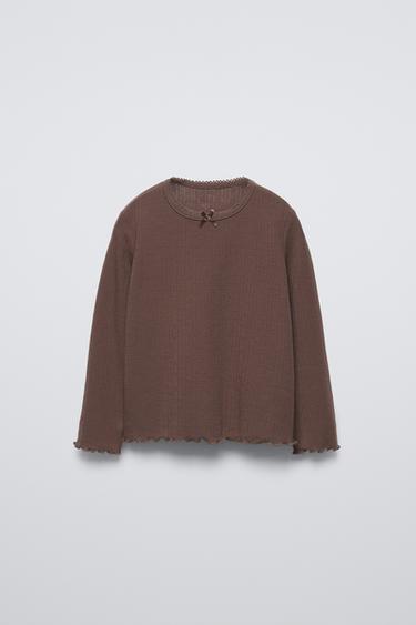 CAMISETA POINTELLE LACITO - Chocolate de Zara