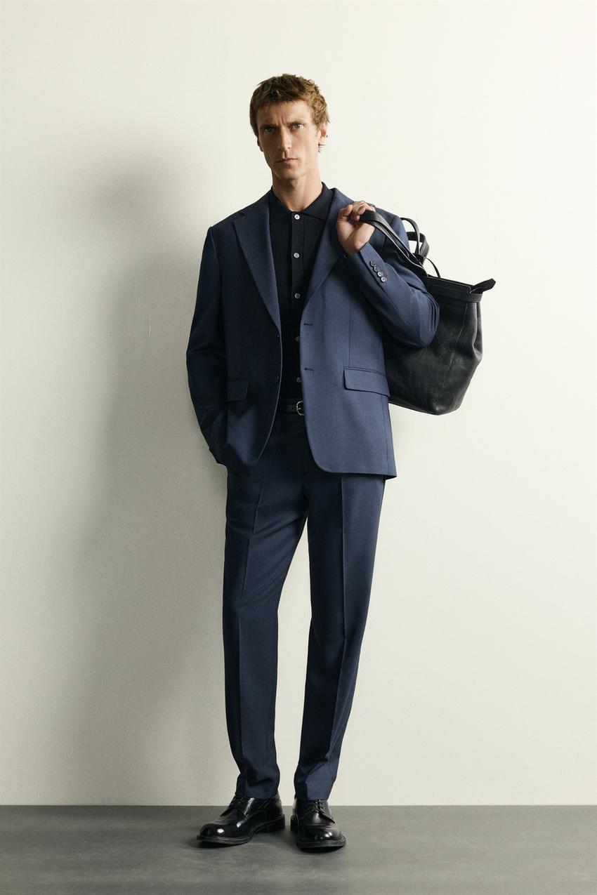 navy dress pants black shoes Suit Styling: What Color Go With a Blue Suit? Featuring front pockets Blue Pants Black And Blue