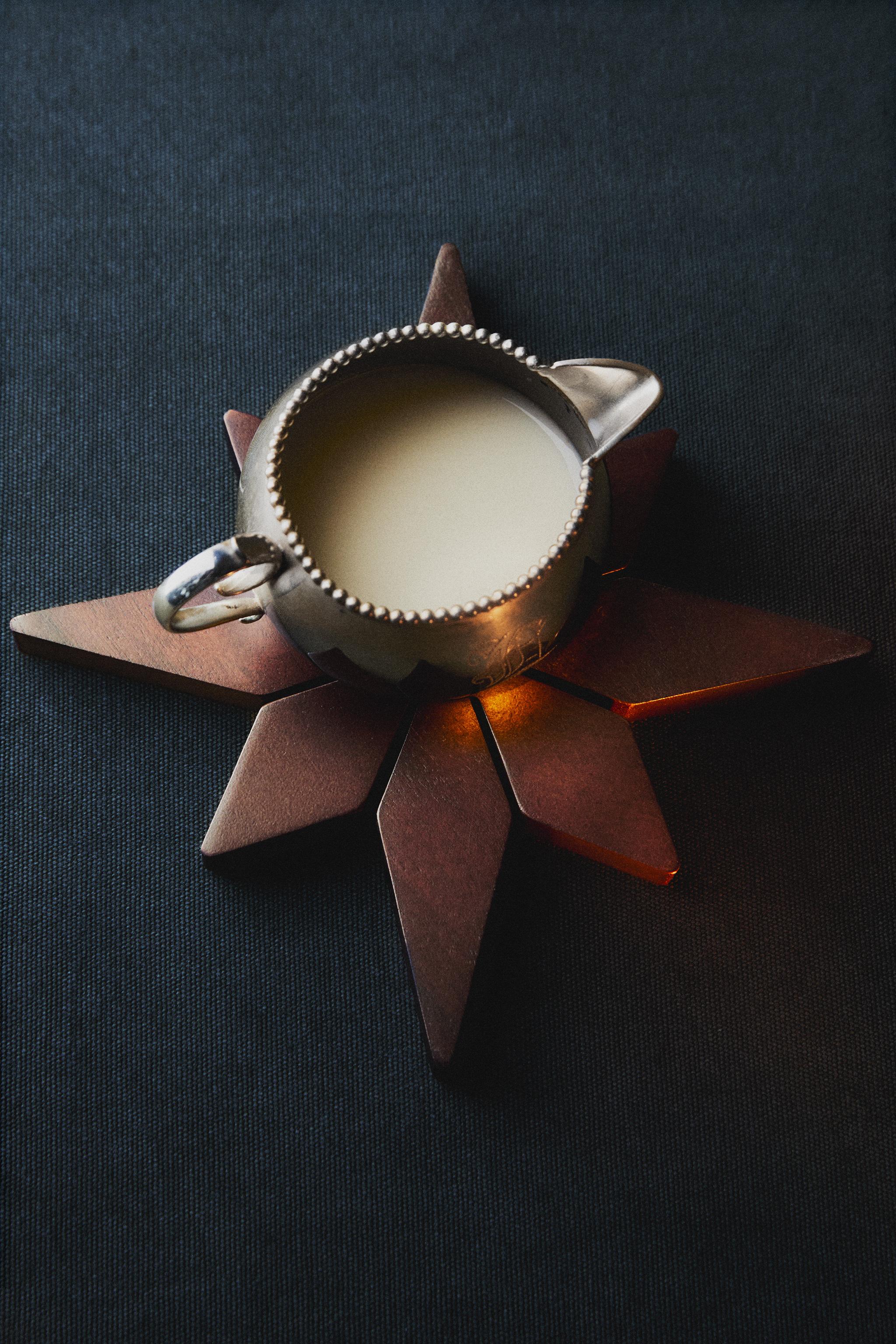 CHRISTMAS STAR WOODEN TRIVET