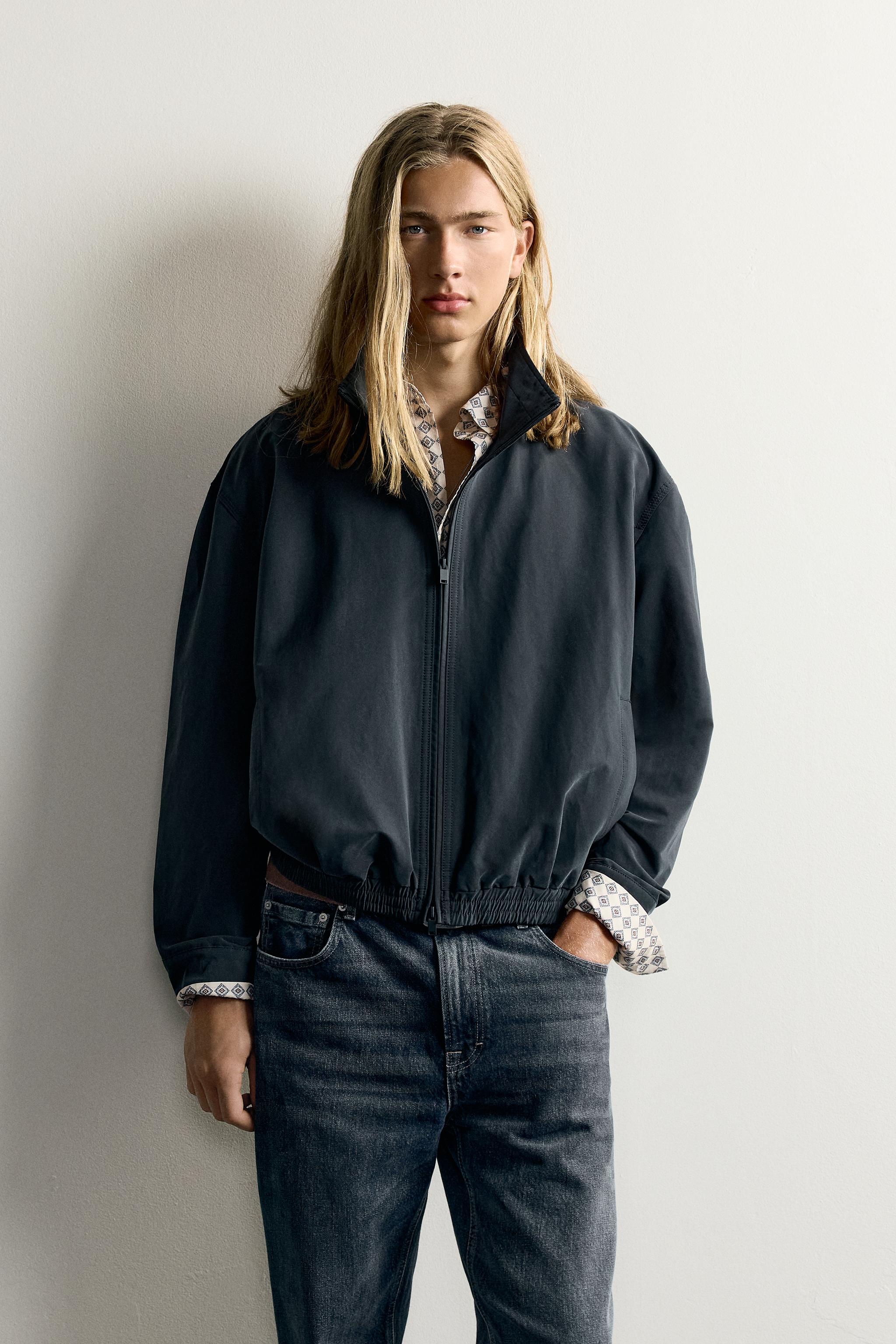 WATER-REPELLENT LIGHTWEIGHT TECHNICAL JACKET