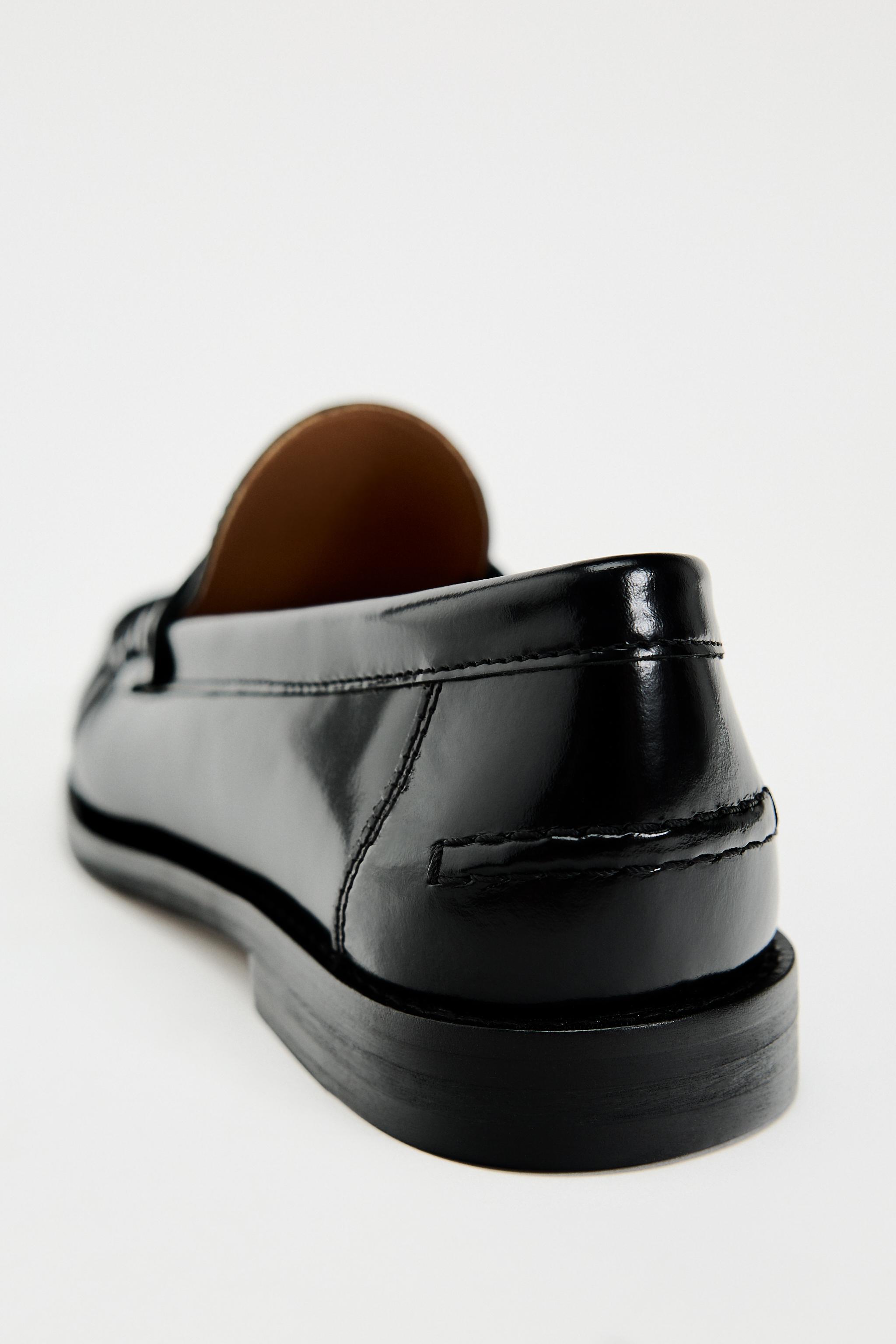 FLAT LEATHER LOAFERS - Brown