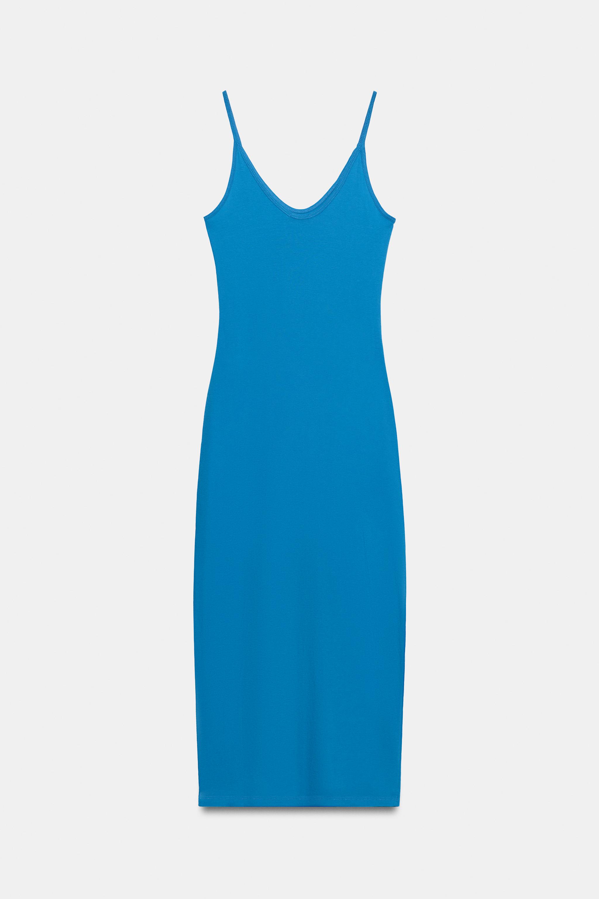 ROBE LONGUE À BRETELLES