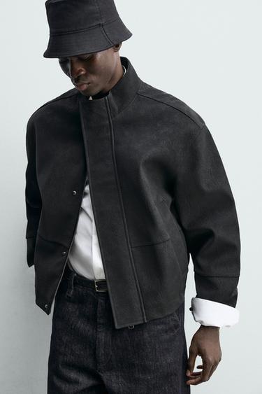 BLOUSON EN MATIÈRE SYNTHÉTIQUE TEXTURÉ - Noir de Zara - Image 4