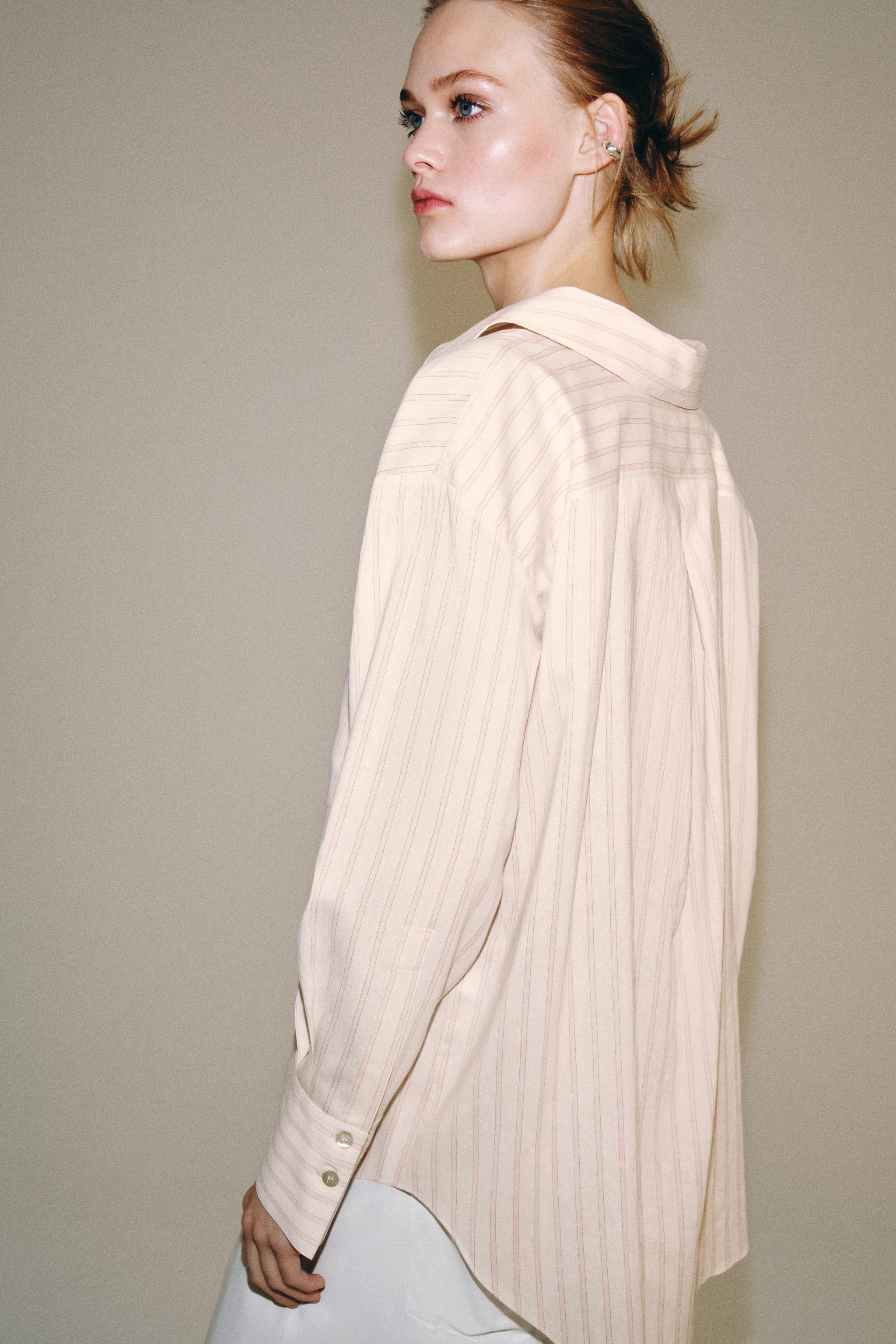 Zara ZW COLLECTION ÇİZGİLİ GÖMLEK görsel 4