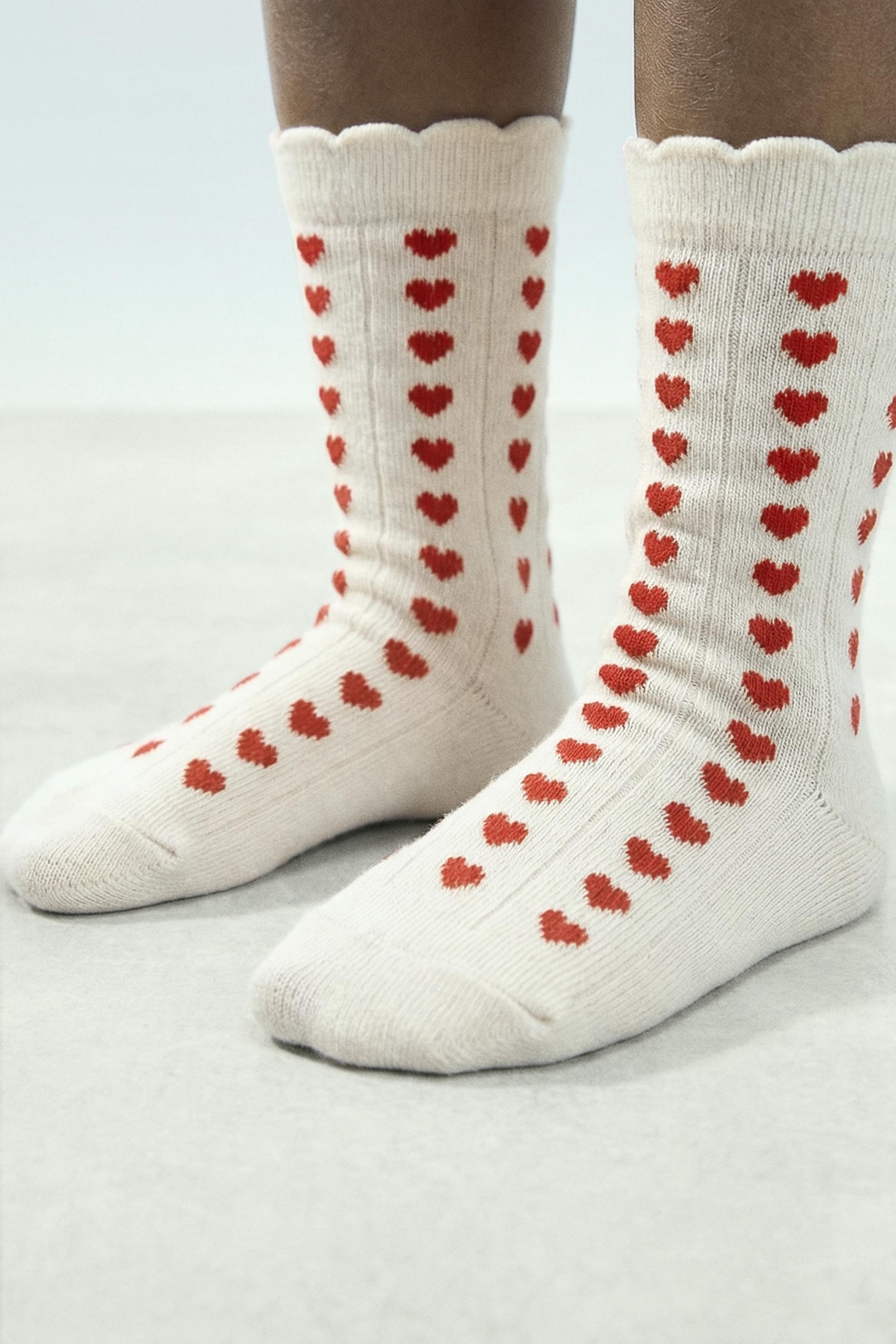 THREE-PACK OF STRIPED AND HEART SOCKS