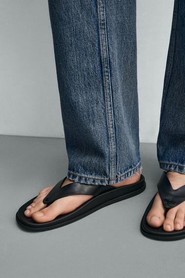 SANDALES À BRIDES - Noir de Zara - Image 2