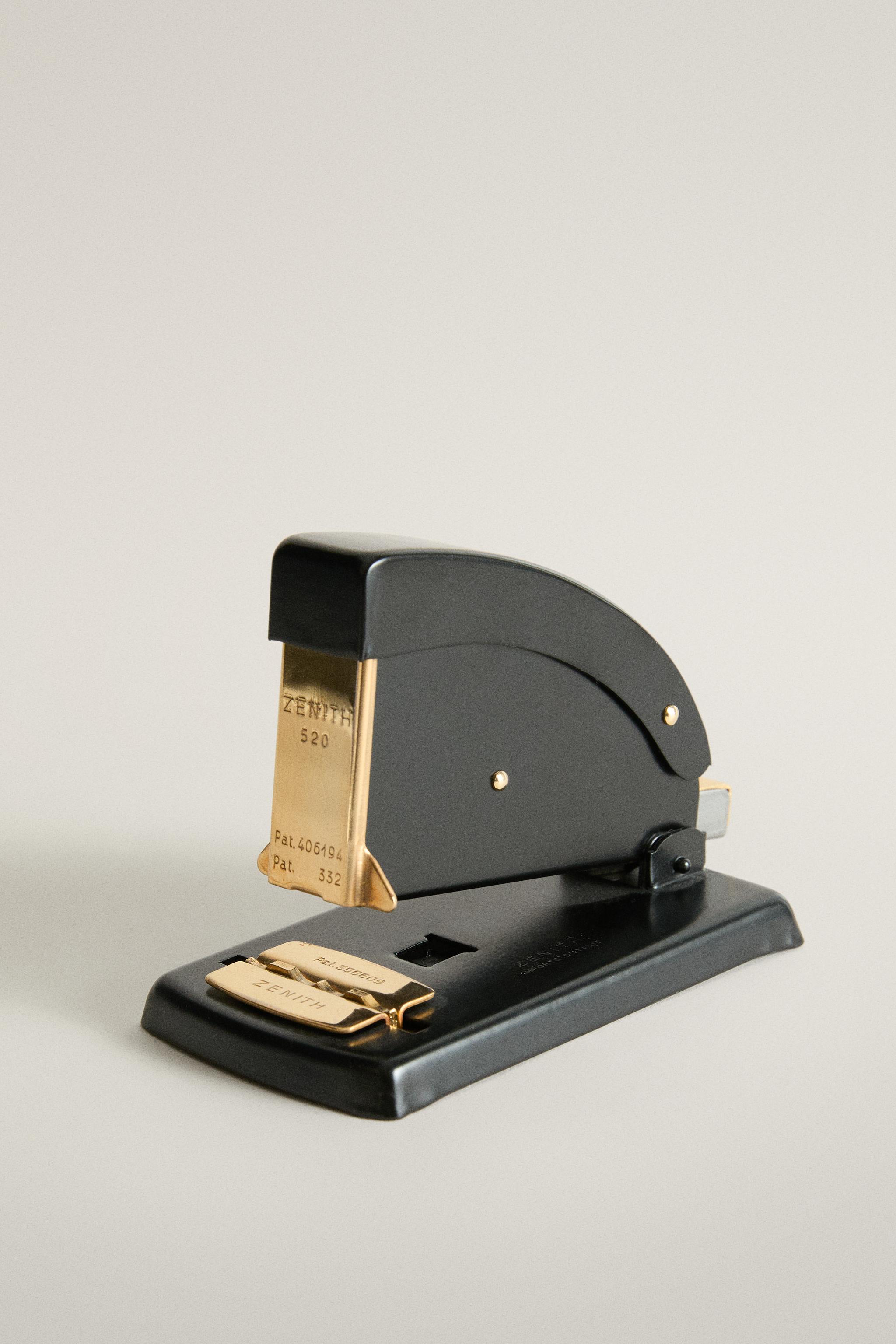 【希少】Esselte Acrippa バインダー ブラック ゴールド ZENITH METAL STAPLER - Black | ZARA United States