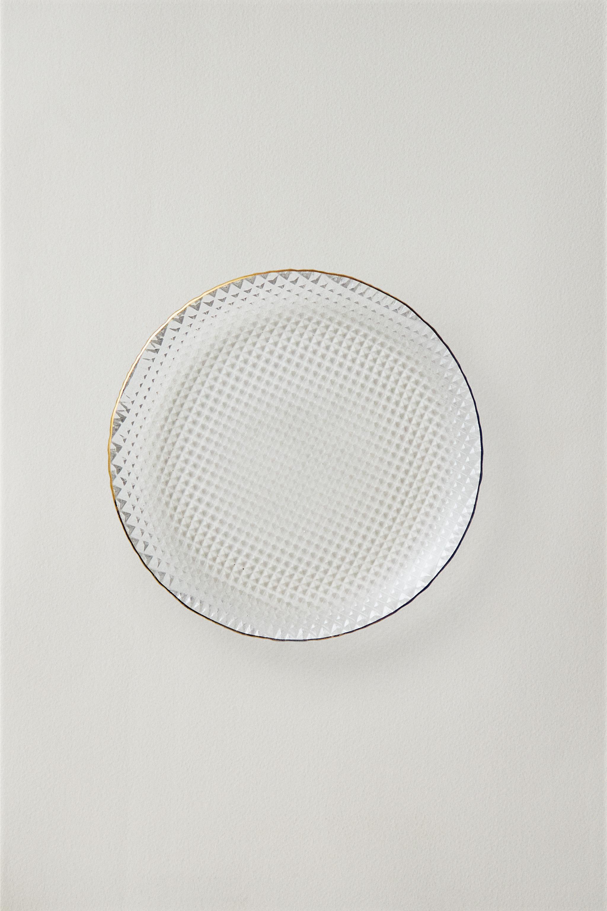GLASS SIDE PLATE WITH RAISED DETAIL AND RIM