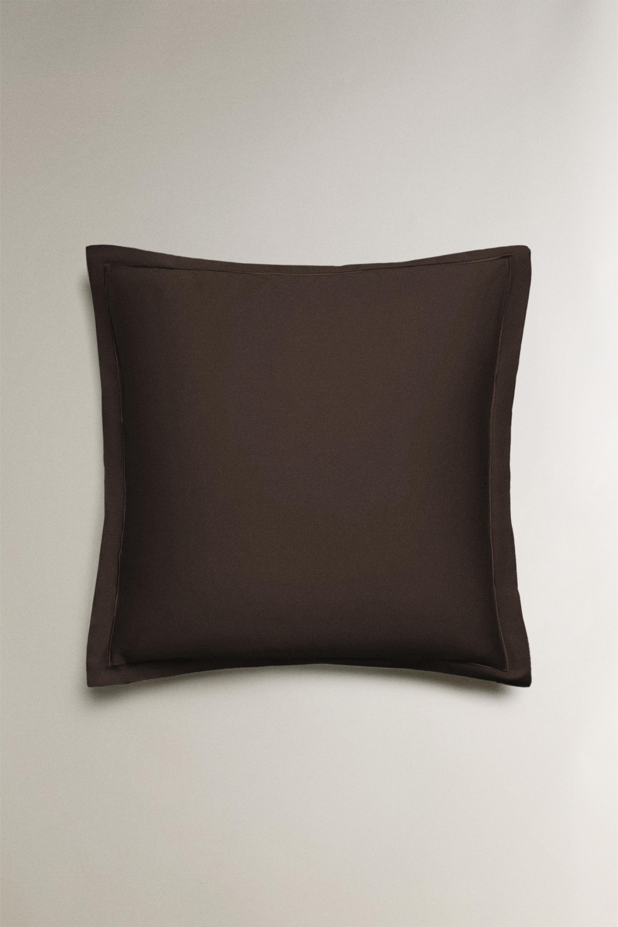 SATEEN PILLOWCASE WITH FESTOON DESIGN (300 THREAD COUNT) — Brown