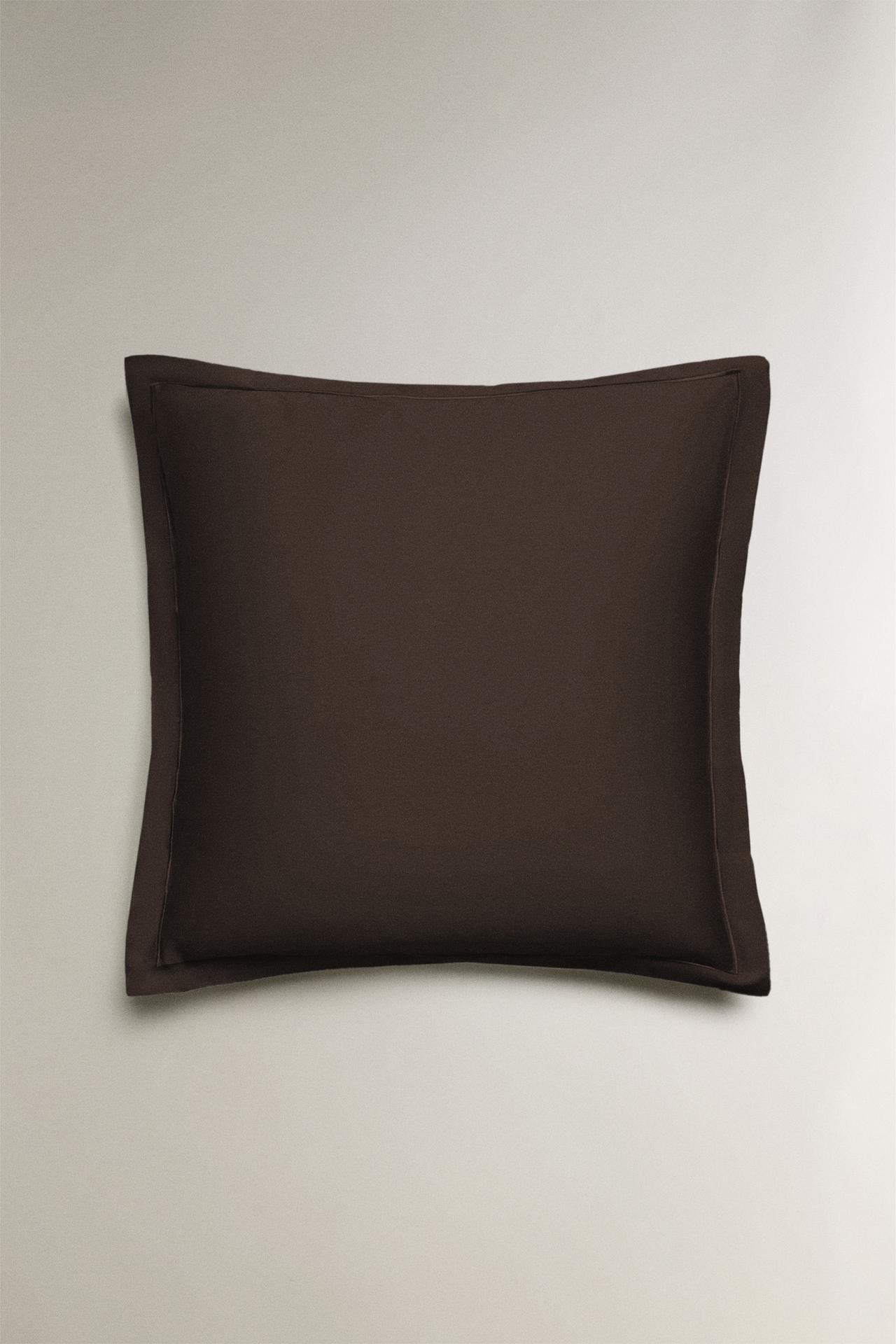 SATEEN PILLOWCASE WITH FESTOON DESIGN (300 THREAD COUNT) — Brown